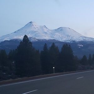 Meet your Posher, Marivel